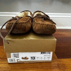 Ugg Kids Dakota Slip-on - Size 13
